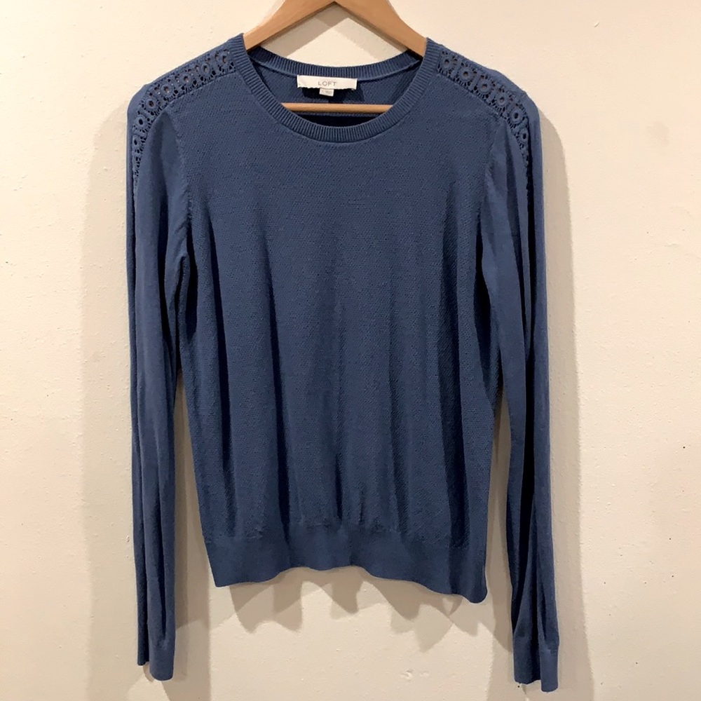 Loft : woman’s sweater